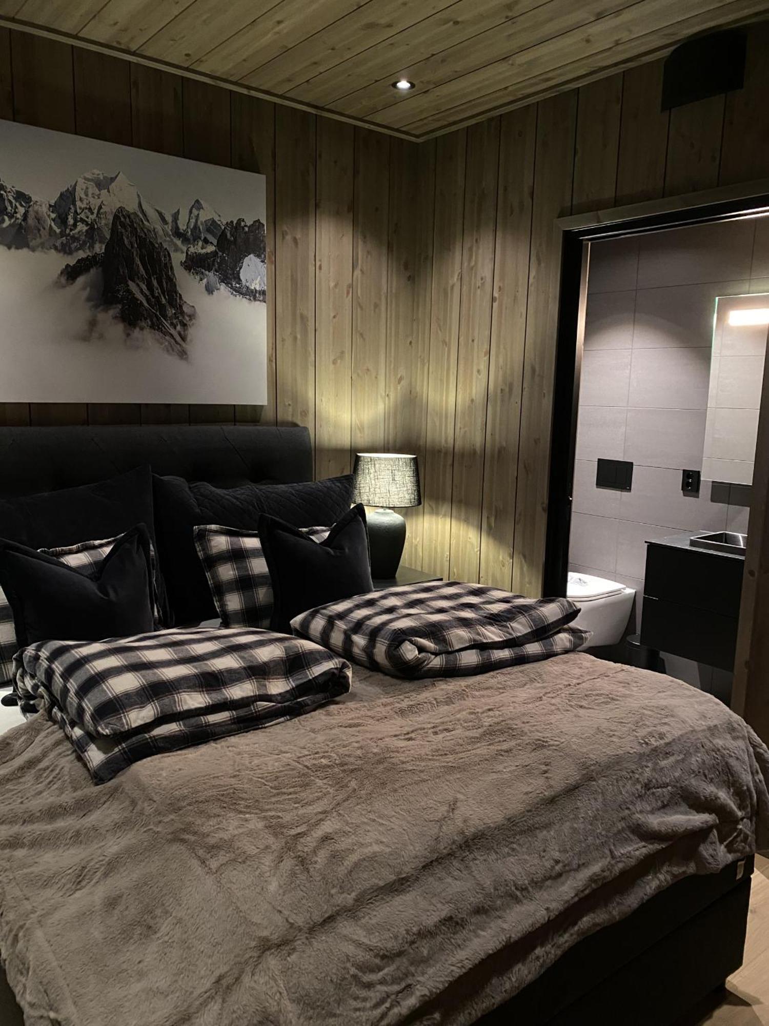 Kikut Alpin Lodge Ski In - Ski Out ไยโล ภายนอก รูปภาพ